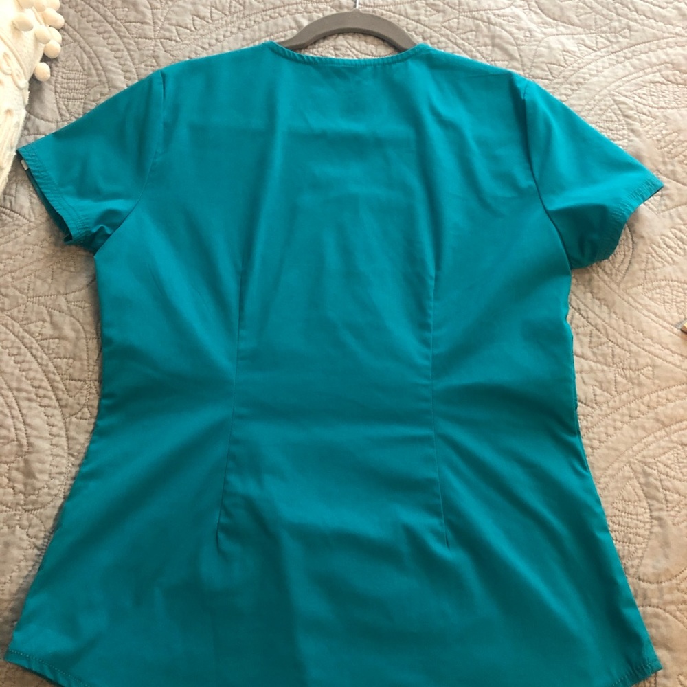 Code Happy Scrubs - Picture 2 of 4